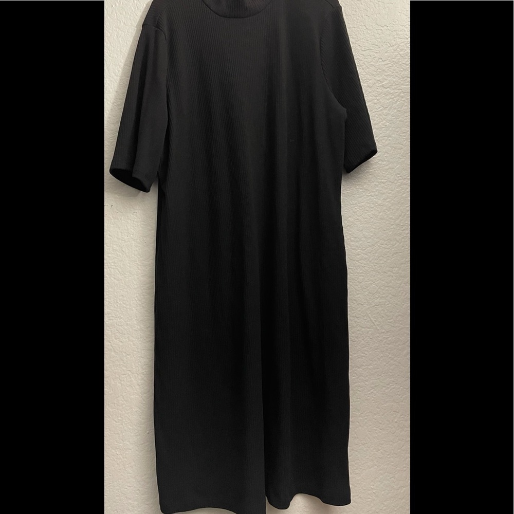 Old Navy Plus Ribbed Dress - Picture 4 of 4
